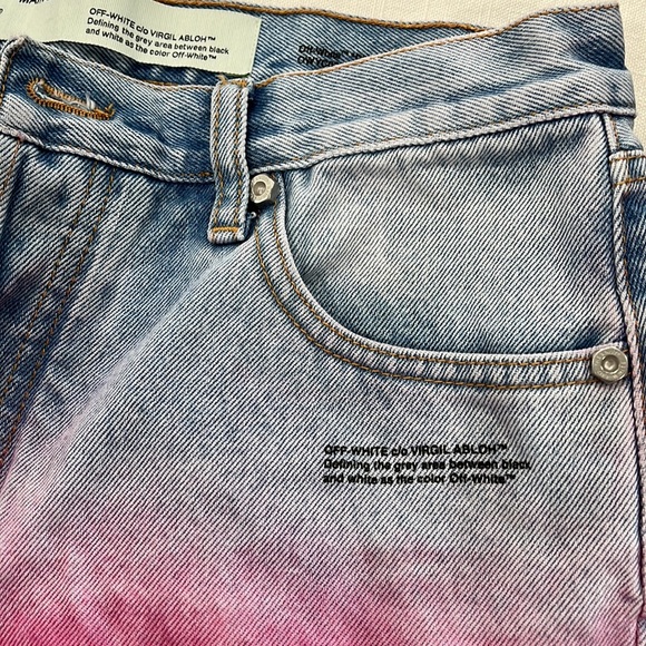 OFF-WHITE Degrade Denim Shorts - Picture 8 of 14